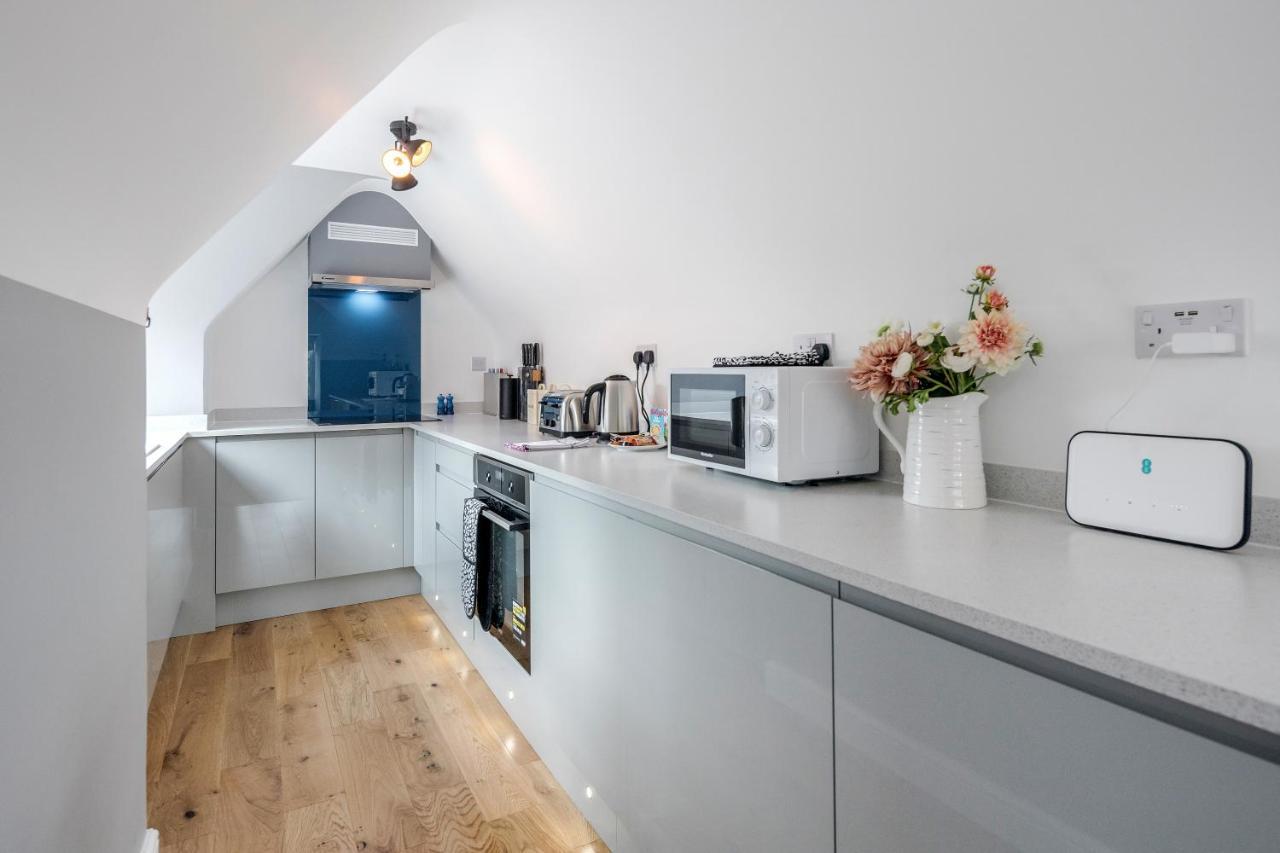 The Gem Of Central Winchester - Sleeps 4 Exteriör bild