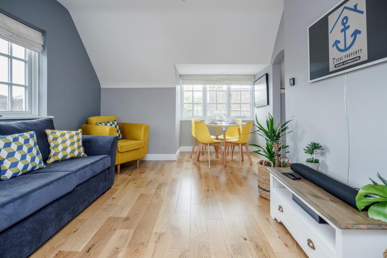 The Gem Of Central Winchester - Sleeps 4 Exteriör bild