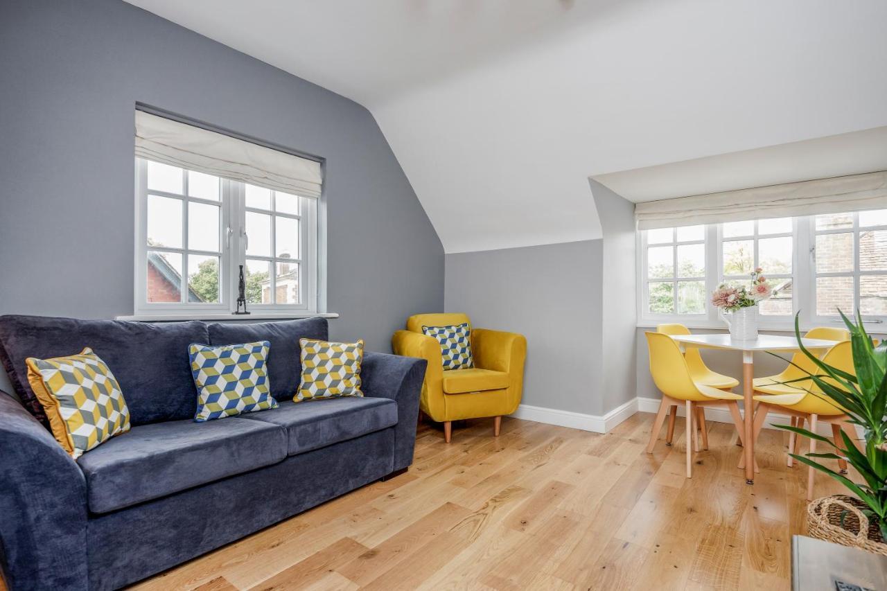 The Gem Of Central Winchester - Sleeps 4 Exteriör bild